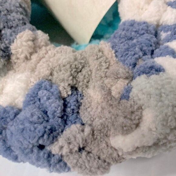Fuzzy Chenille Scrunchies Camouflage Camo Blue Gray White and Teal NEW Set of 2 - Picture 5 of 8